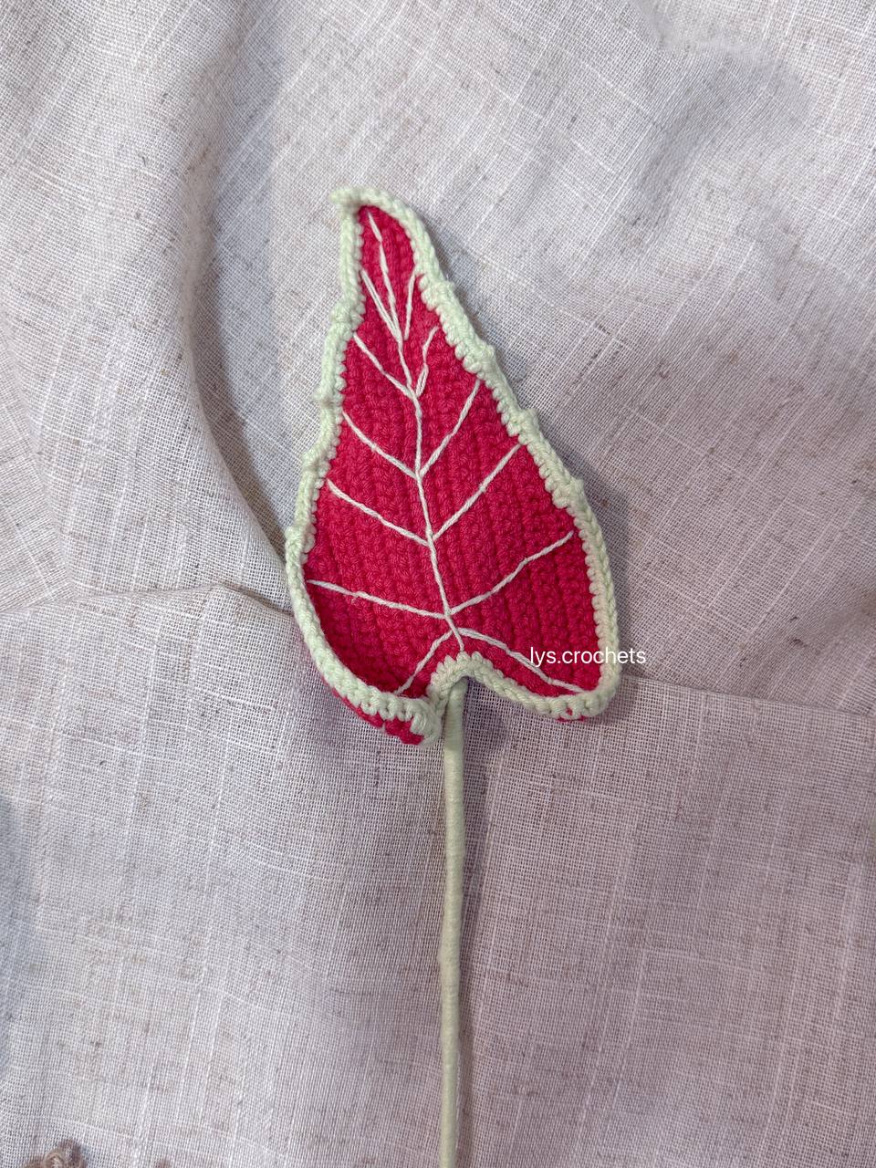 Assorted Leaf